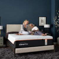 TEMPUR-LuxeAdapt® Firm