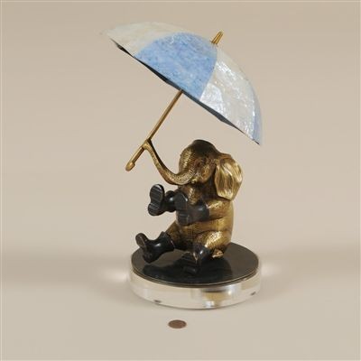 Bronze Elephant Holding Shell Inlaid Umbrella