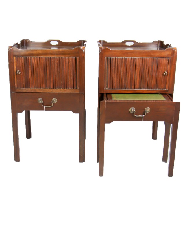 Pair English Bedside