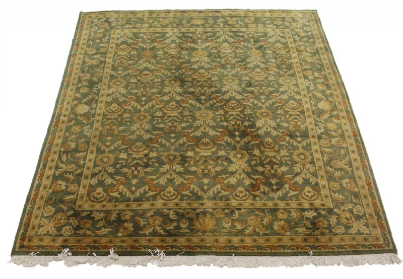 Olive Green 100% Wool Area Rug