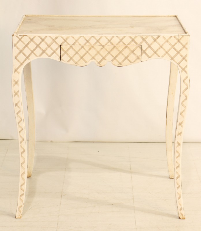 Niermann Weeks Painted Table