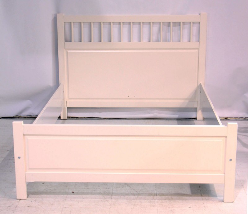 White Painted Child's Bedroom Set