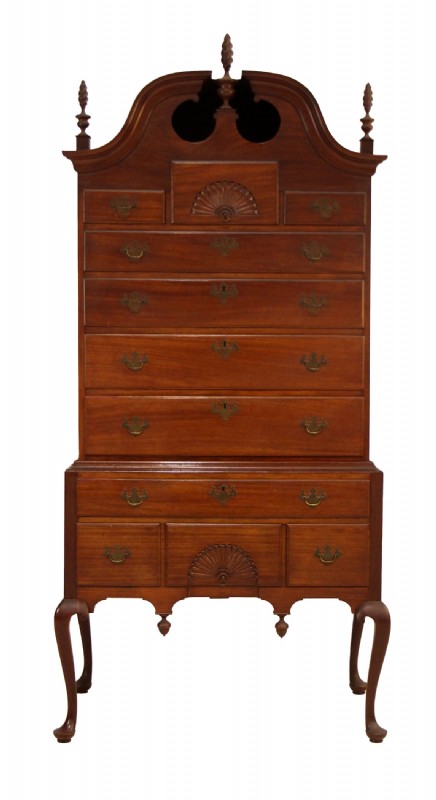 Antique Mahogany Barrel Top Chest
