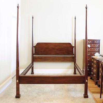 Queen Mahogany Pencil Post Four Poster Bed