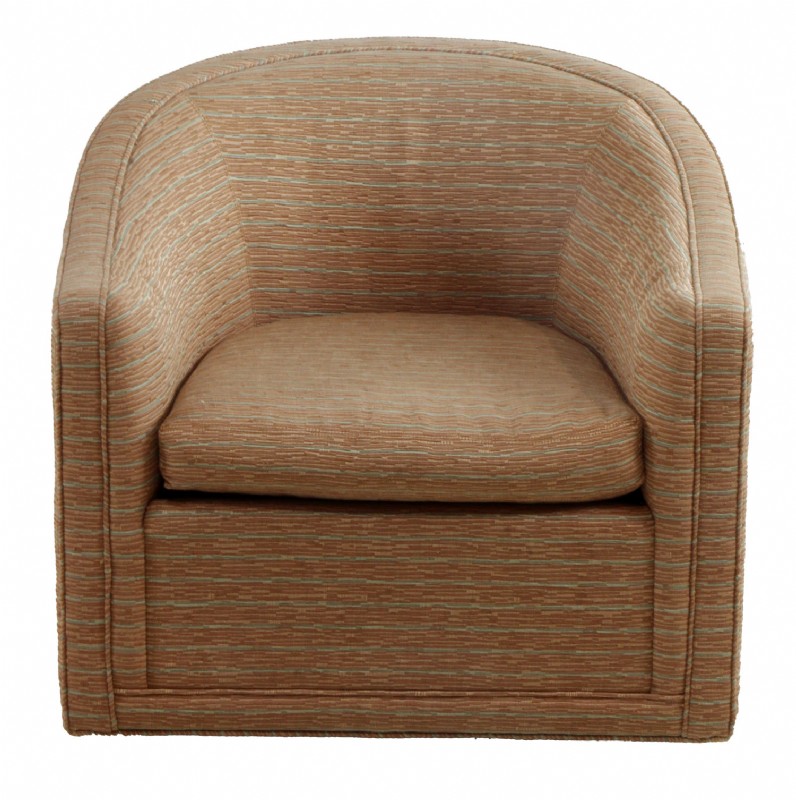 Bub Lounge Chair with Swivel Base