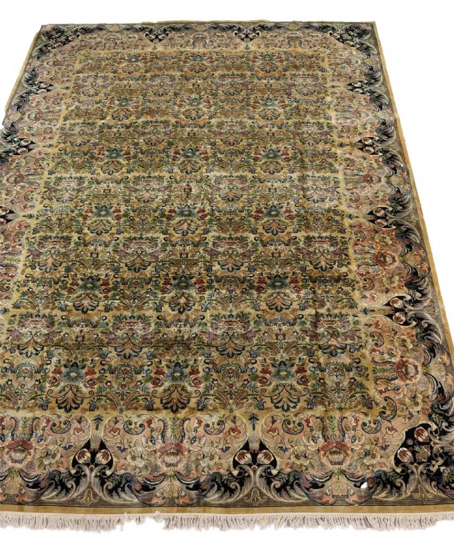 Silk & Wool Patterned Area Rug