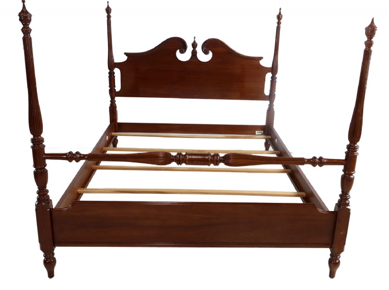 Four Poster Full Bed