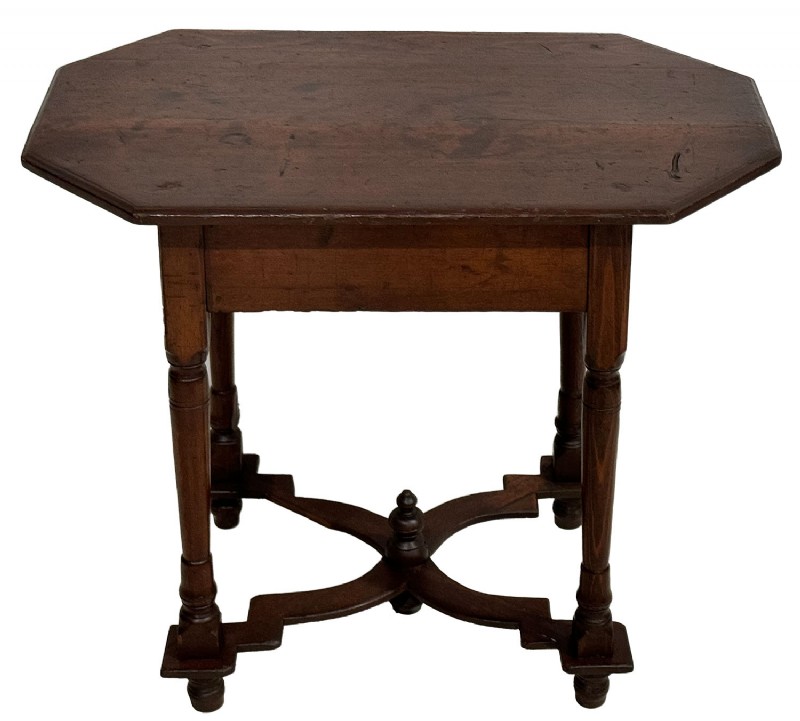 English Pine Tea Table Early 19th Century