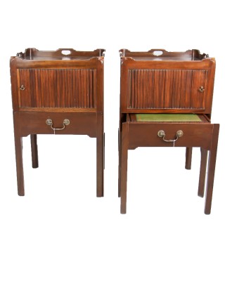Pair English Bedside