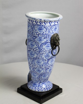 CERAMIC VASE