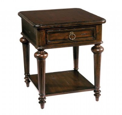 Charleston Place Lamp Table