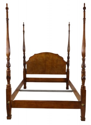 Carved Walnut Pineapple Four Poster Queen Bed Fram