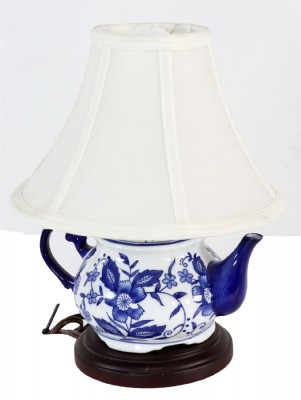 Blue & White Ceramic Teapot Table Lamp