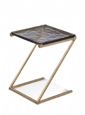 Corina Scatter Table