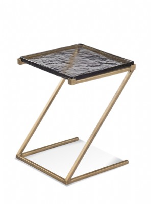 Corina Scatter Table