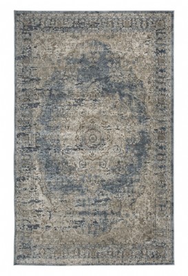 AREA RUG