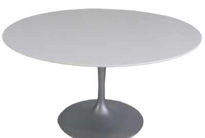 Knoll Saarinen Tulip Dining Table