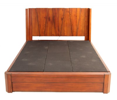 Charles Rodgers Queen Platform Bed with Storage