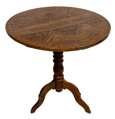 PEDESTAL