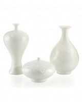 Swirling Gingko Leaves White Jars
