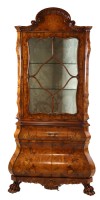 Corner Bombe Curio DisplayCabinet