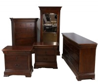 Thomasville King Size 7 Piece Bedroom Set